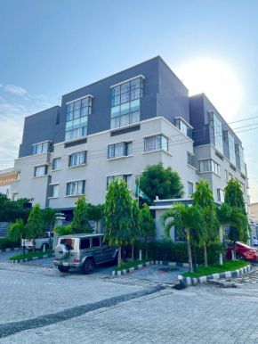 Golden Tulip Oniru Suites